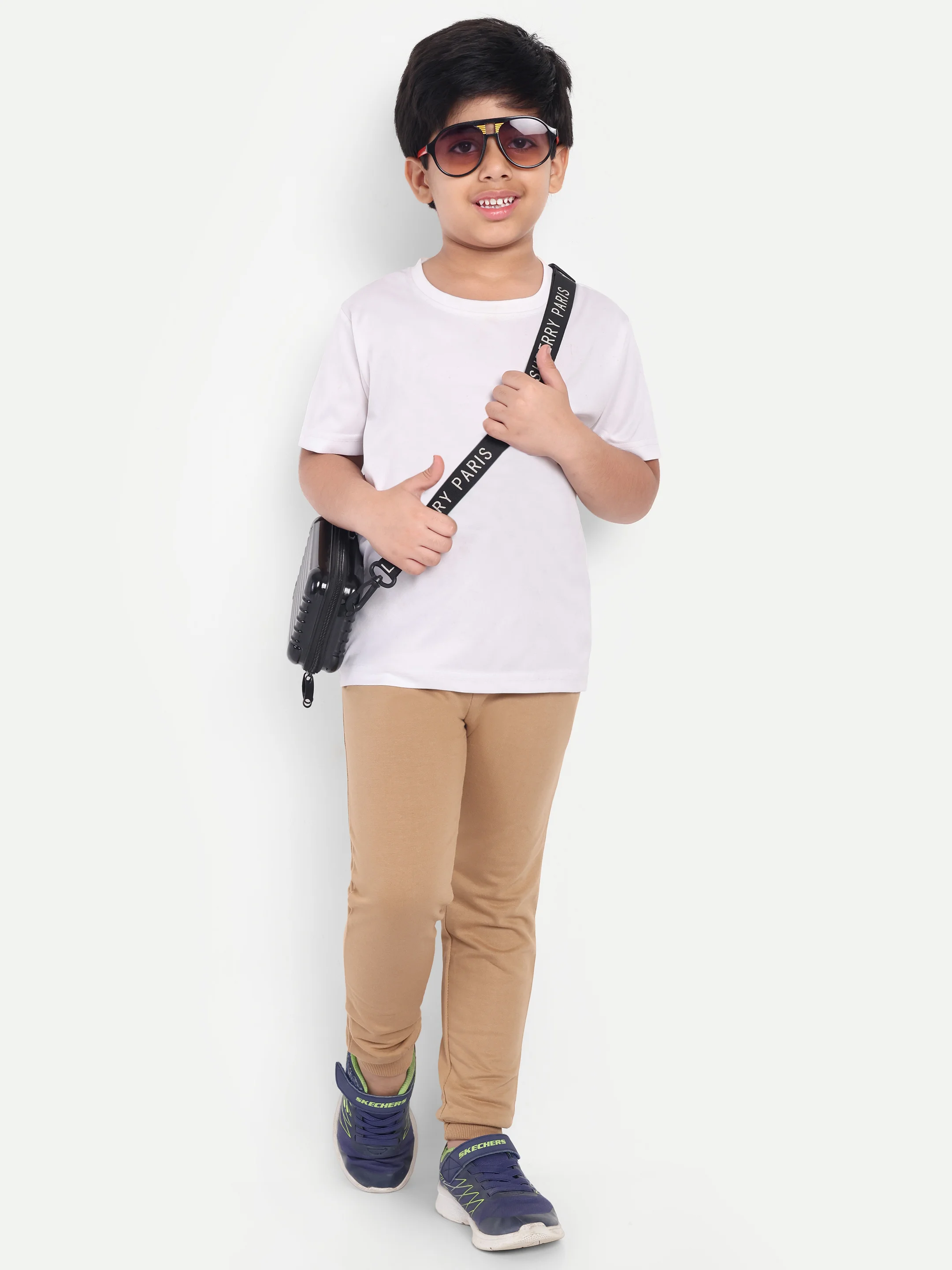 ecomm kids shoot